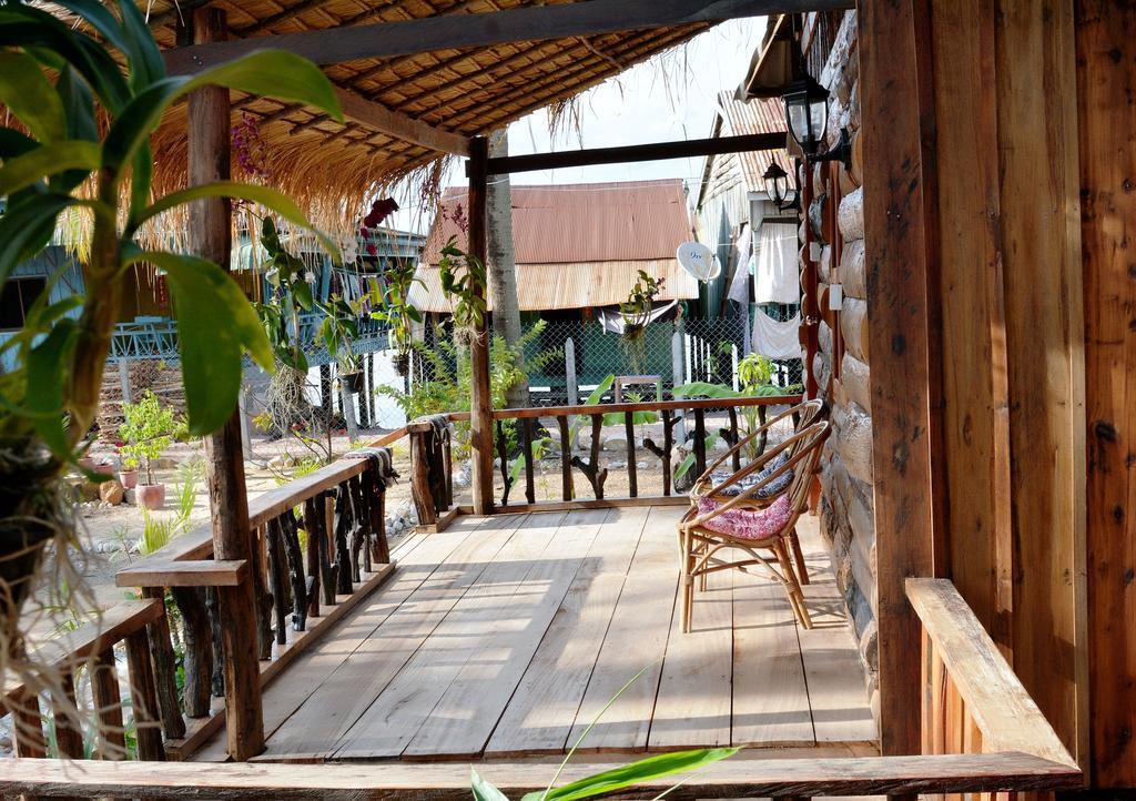 Fish Island Bungalows กำปอต ภายนอก รูปภาพ