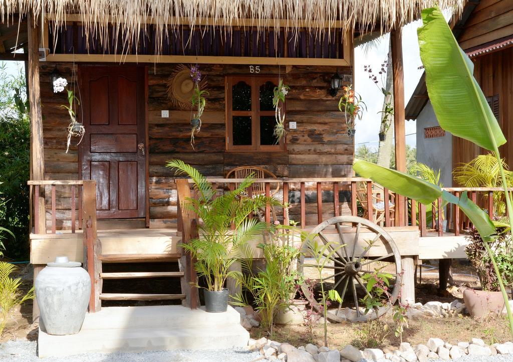 Fish Island Bungalows กำปอต ภายนอก รูปภาพ